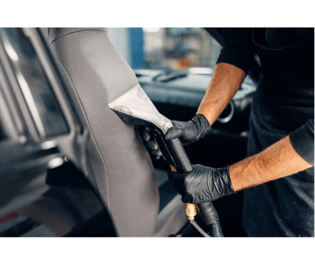 curatare-tapiterie-textila-cu-injectie-extractie